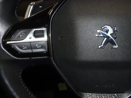 Photo 13 Peugeot 2008  1.2 PureTech 130ch S&S Style EAT8