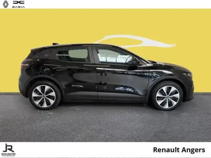 Photo 13 Renault Megane  E-Tech Electric EV60 130ch Evolution ER super charge -C