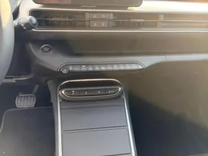 Photo 11 Jeep Avenger  Electrique 156ch 115kW Altitude