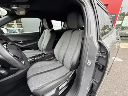Photo 10 Peugeot 2008  1.2 PureTech 130ch S&S Allure EAT8