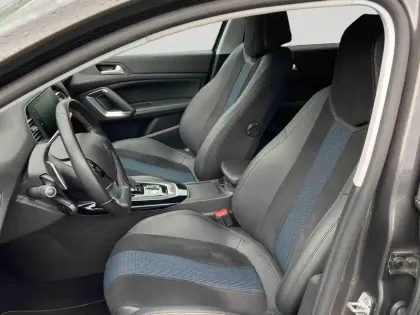 Photo 10 Peugeot 308  1.2 PureTech 130ch E6.3 S&S Tech Edition EAT8