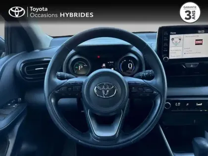 Photo 12 Toyota Yaris  116h Design 5p MY22