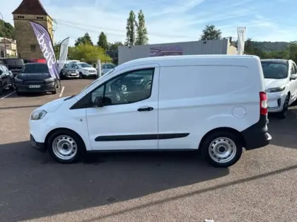 Photo 23 Ford Transit Courier Fourgonnette 1.5 TDCI 100ch Stop&Start Trend