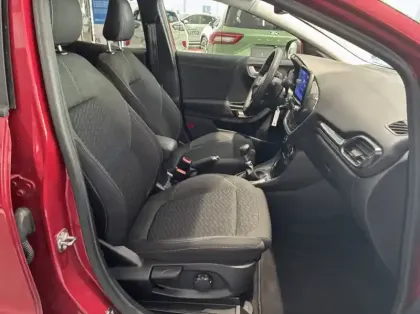 Photo 26 Ford Puma 1.0 EcoBoost 125ch mHEV Titanium 6cv