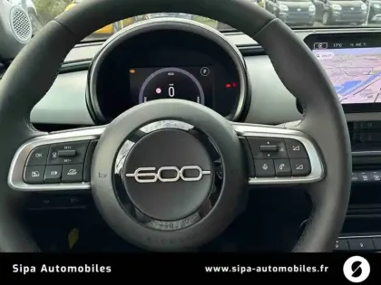 Photo 39 Fiat 600  T-Gen 3 1.2 Hybrid 110ch eDCT6