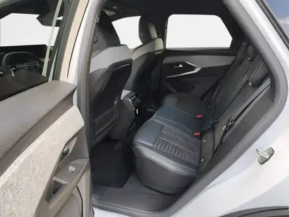 Photo 11 Peugeot 3008  Hybrid 145 e-DCS6