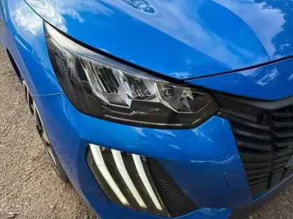 Photo 15 Peugeot 208  PureTech 100 S&S BVM6