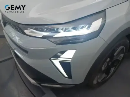 Photo 16 Renault Symbioz  E-Tech full hybrid 145