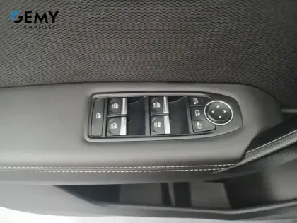 Photo 11 Renault Symbioz  E-Tech full hybrid 145