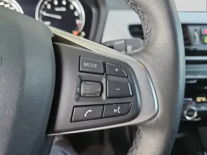 Photo 18 BMW X2  sDrive 18i 140 ch DKG7
