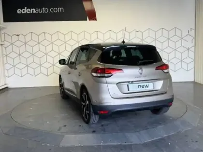 Photo 25 Renault Scenic  TCe 140 FAP