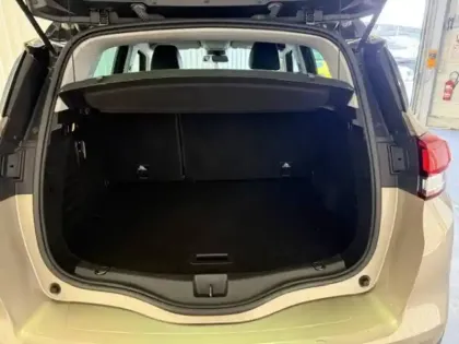 Photo 39 Renault Scenic  TCe 140 FAP