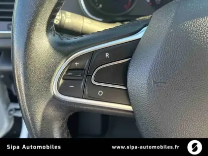 Photo 18 Renault Megane Mégane IV Berline Blue dCi 95