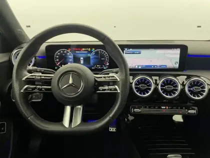Photo 21 Mercedes Classe A  250 e 8G-DCT