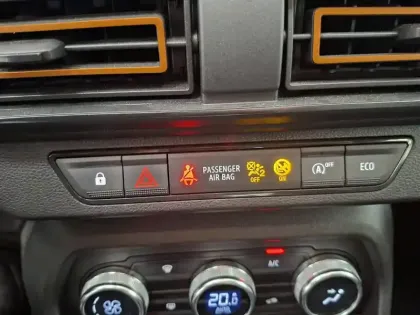 Photo 44 Dacia Sandero  ECO-G 100 - 22
