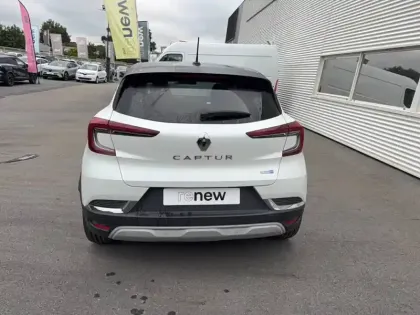 Photo 10 Renault Captur  E-Tech 145 - 21