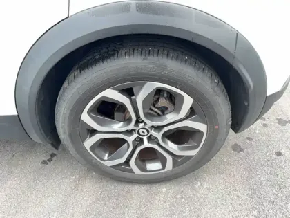 Photo 19 Renault Captur  E-Tech 145 - 21