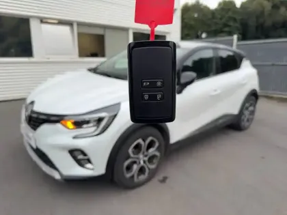 Photo 27 Renault Captur  E-Tech 145 - 21