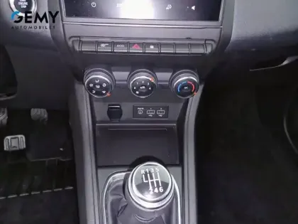 Photo 28 Renault Captur  TCe 90