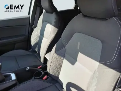 Photo 8 Renault Captur  TCe 90