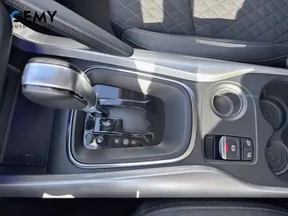 Photo 32 Renault Kadjar  TCe 140 FAP EDC