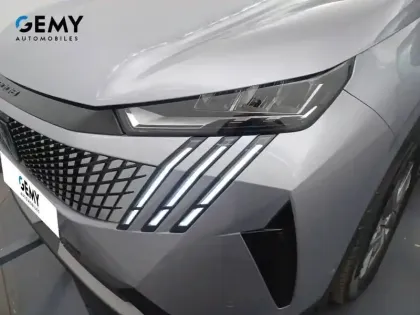 Photo 16 Peugeot 5008  Hybrid 145 ch e-DCS6