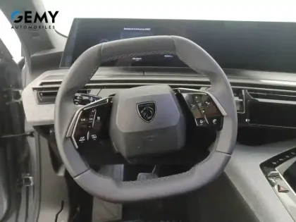 Photo 12 Peugeot 5008  Hybrid 145 ch e-DCS6