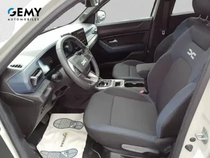 Photo 28 Dacia Duster  Hybrid 140