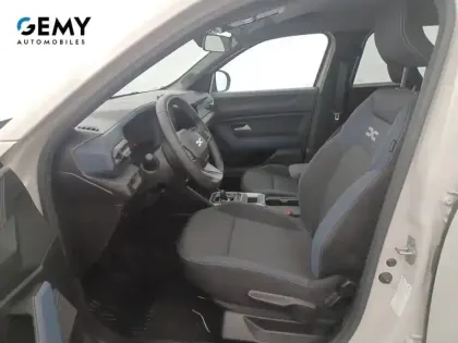Photo 8 Dacia Duster  Hybrid 140