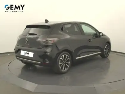 Photo 17 Renault Clio  E-Tech full hybrid 145 ch GSR2