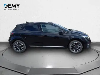 Photo 23 Renault Clio  E-Tech full hybrid 145 ch GSR2