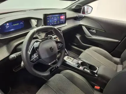 Photo 10 Peugeot 208  Hybrid 100 e-DCS6