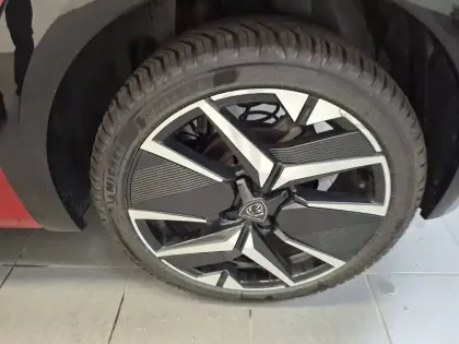 Photo 7 Peugeot 208  Hybrid 100 e-DCS6