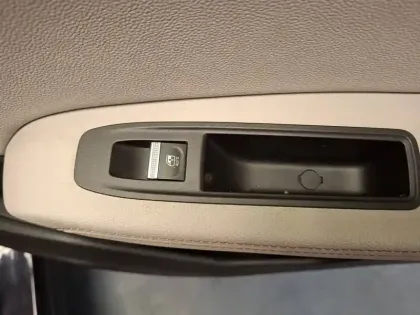 Photo 22 Renault Captur  E-Tech Plug-in 160
