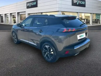 Photo 6 Peugeot 2008  PureTech 130 S&S EAT8