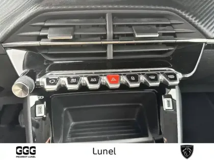 Photo 19 Peugeot 208  PureTech 75 S&S BVM5