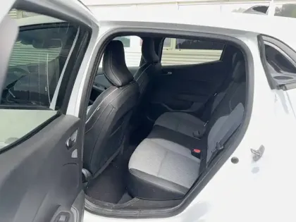 Photo 17 Renault Clio  TCe 90