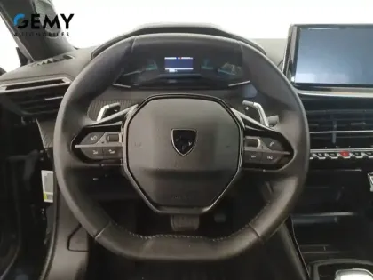 Photo 12 Peugeot 2008  Hybrid 136 e-DCS6