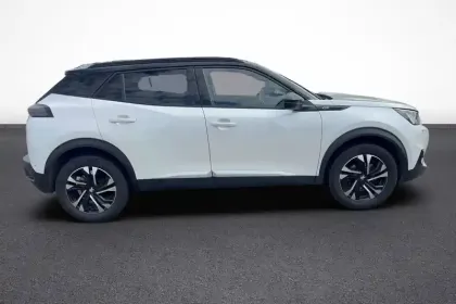 Photo 6 Peugeot 2008  PureTech 130 S&S EAT8