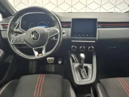 Photo 38 Renault Clio  E-Tech 140 - 21