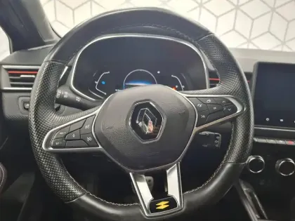 Photo 39 Renault Clio  E-Tech 140 - 21