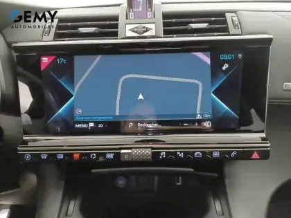 Photo 13 DS DS 7 DS7 Crossback Hybride E-Tense 225 EAT8