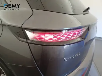 Photo 16 DS DS 7 DS7 Crossback Hybride E-Tense 225 EAT8