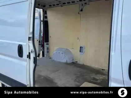Photo 13 Citroën Jumper  TOLE 30 L2H2 BLUEHDi 120 S&S BVM6
