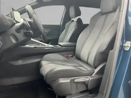 Photo 10 Peugeot 5008  PureTech 130ch S&S EAT8