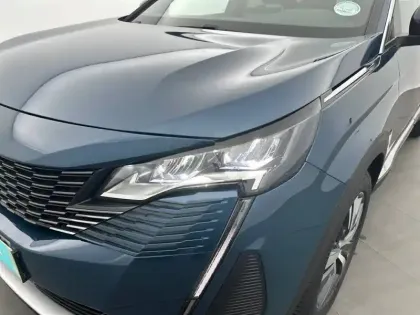 Photo 15 Peugeot 5008  PureTech 130ch S&S EAT8