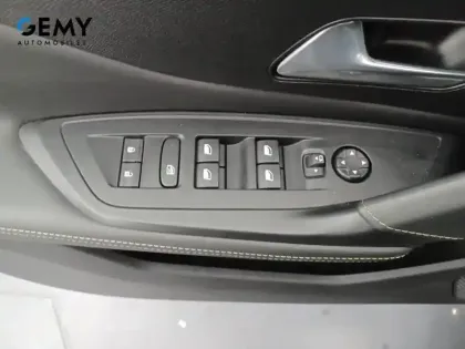 Photo 11 Peugeot 308  SW PHEV 225 e-EAT8