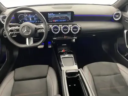 Photo 29 Mercedes Classe A  180 d