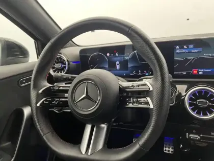 Photo 23 Mercedes Classe A  180 d