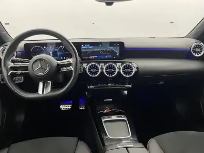 Photo 28 Mercedes Classe A  180 d